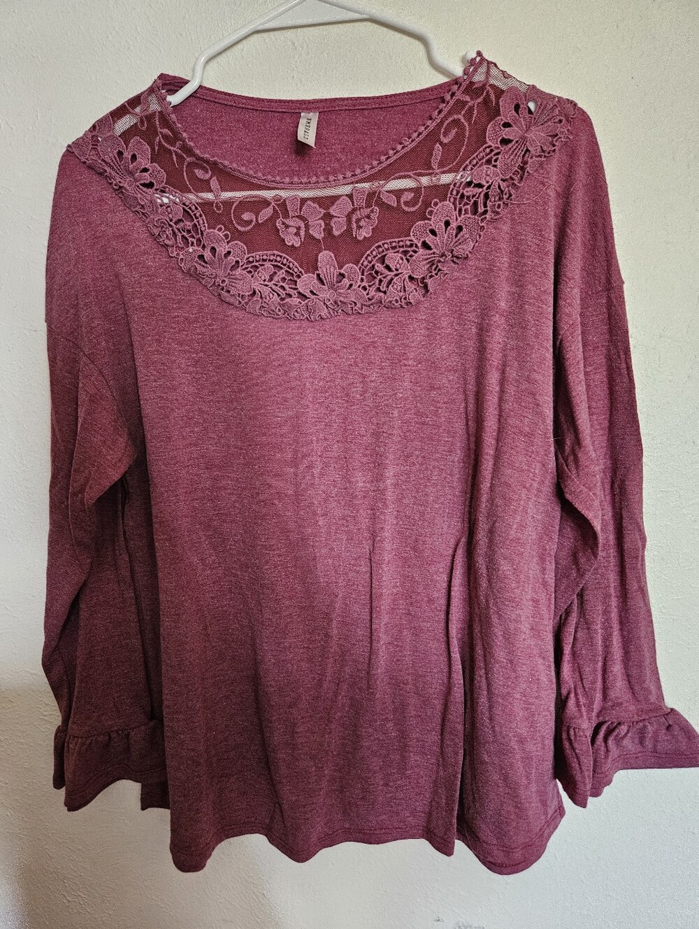 Emerald Lace Yoke Long Sleeve Top - Mauve